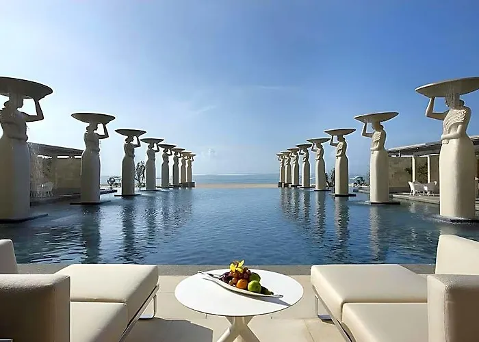 Mulia Resort 5*